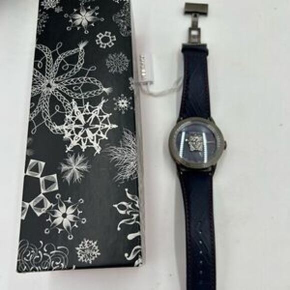 Men’s Versace Palazzo Empire blue/gray quartz 43 mm watch - Picture 1 of 11